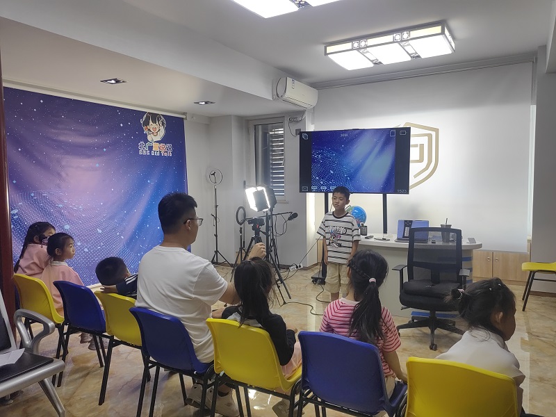 少儿播音主持哪家好